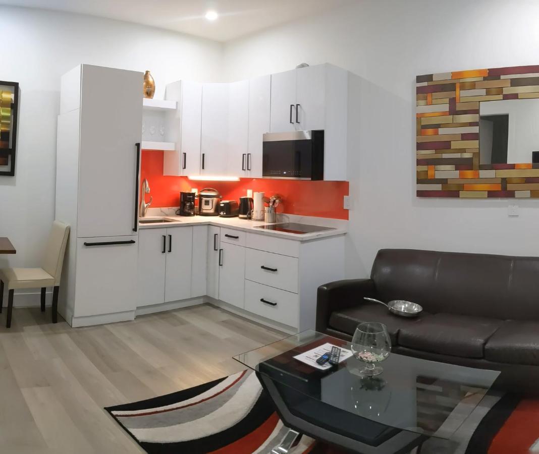 Modern & Luxurious Suites In Surrey Exteriér fotografie