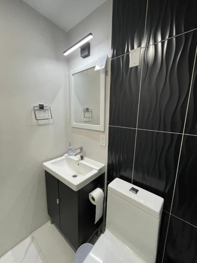 Modern & Luxurious Suites In Surrey Exteriér fotografie