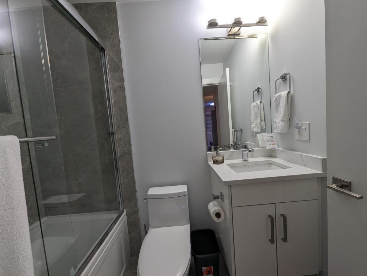 Modern & Luxurious Suites In Surrey Exteriér fotografie