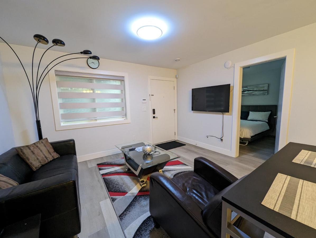 Modern & Luxurious Suites In Surrey Exteriér fotografie